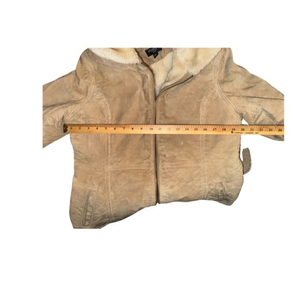Y2K Sonoma Suede shell -Sherpa interior in beige size Large full zip coat‎